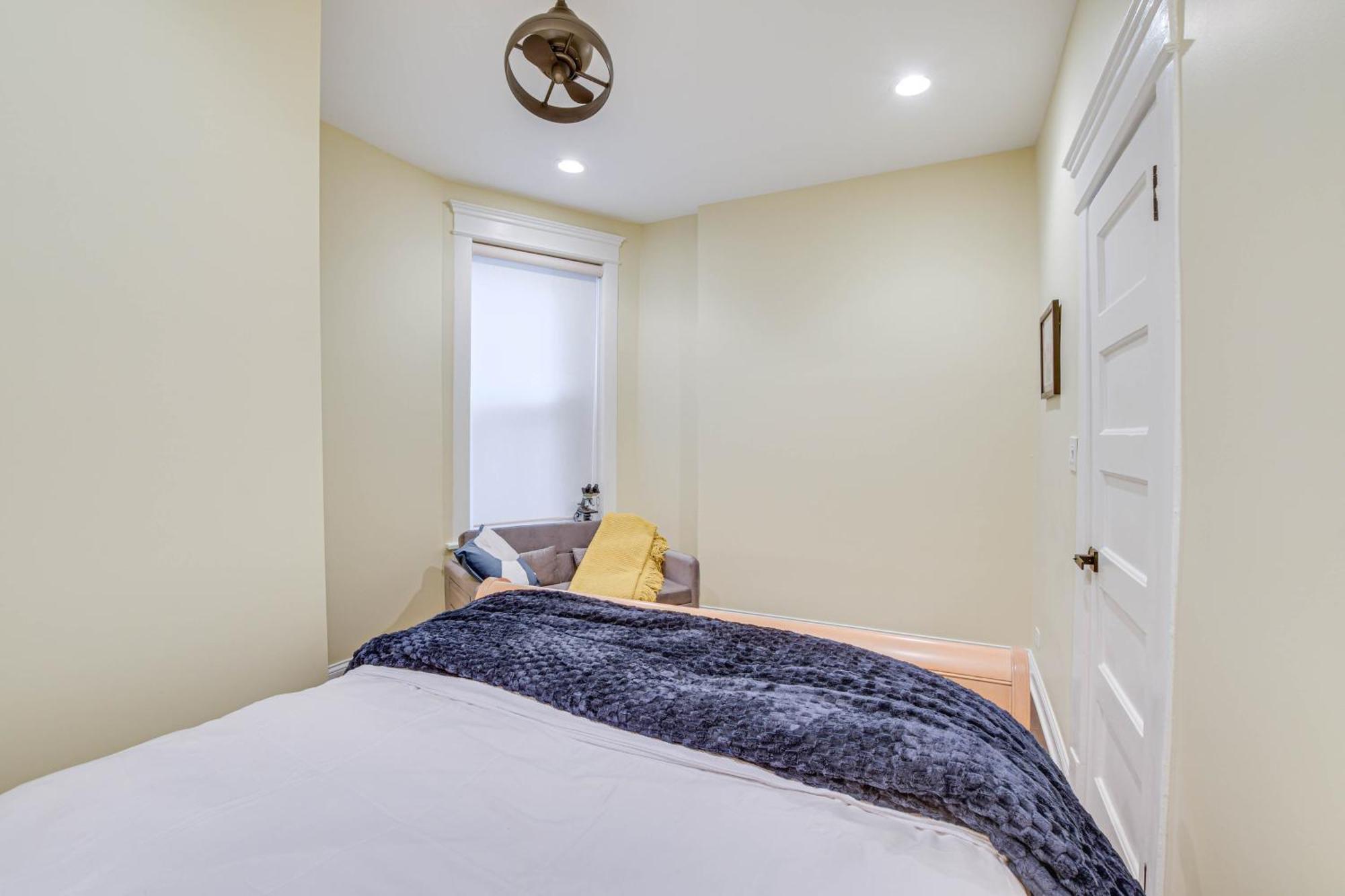 Spacious Condo With Deck About 3 Mi To Downtown Chicago! 外观 照片