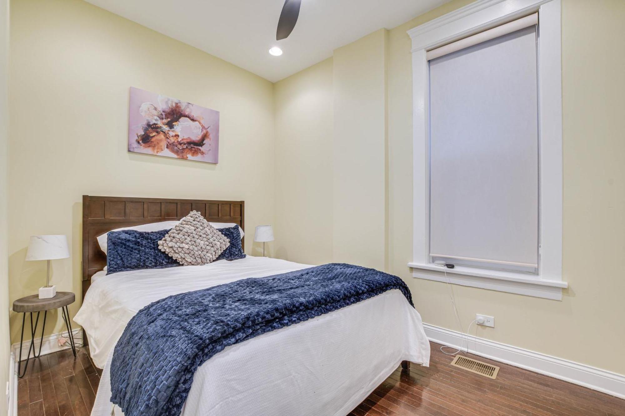 Spacious Condo With Deck About 3 Mi To Downtown Chicago! 外观 照片